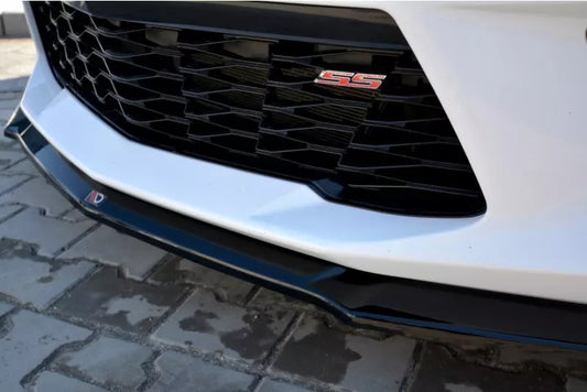 Maxton Design Frontlippe V.2 für Chevrolet Camaro Mk6 2SS Coupe Hochglanz schwarz – Ansicht 1