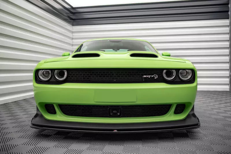 Maxton Design Frontlippe für Dodge Challenger SRT Hellcat Mk3 Hochglanz schwarz – Ansicht 2