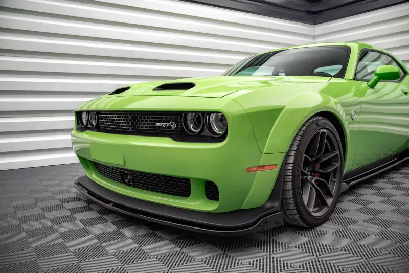Maxton Design Frontlippe für Dodge Challenger SRT Hellcat Mk3 Hochglanz schwarz – Ansicht 3