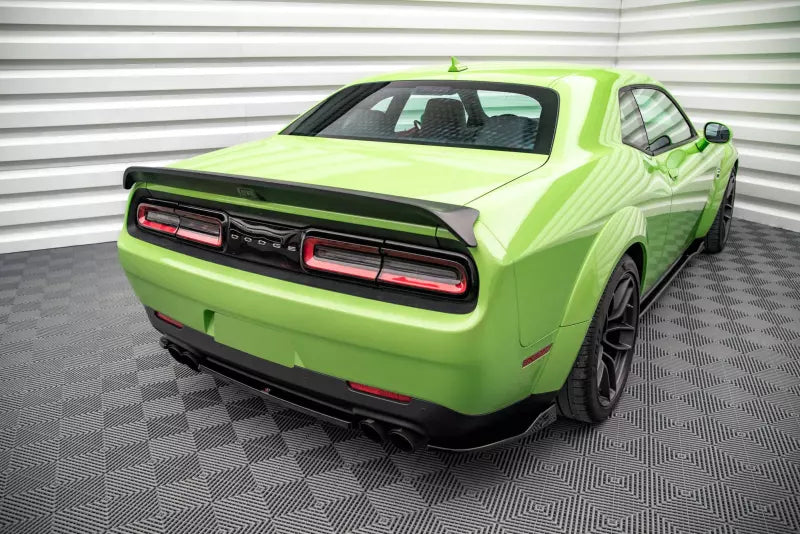 Maxton Design Heckdiffusor für Dodge Challenger SRT Hellcat Mk3 Hochglanz schwarz – Ansicht 2