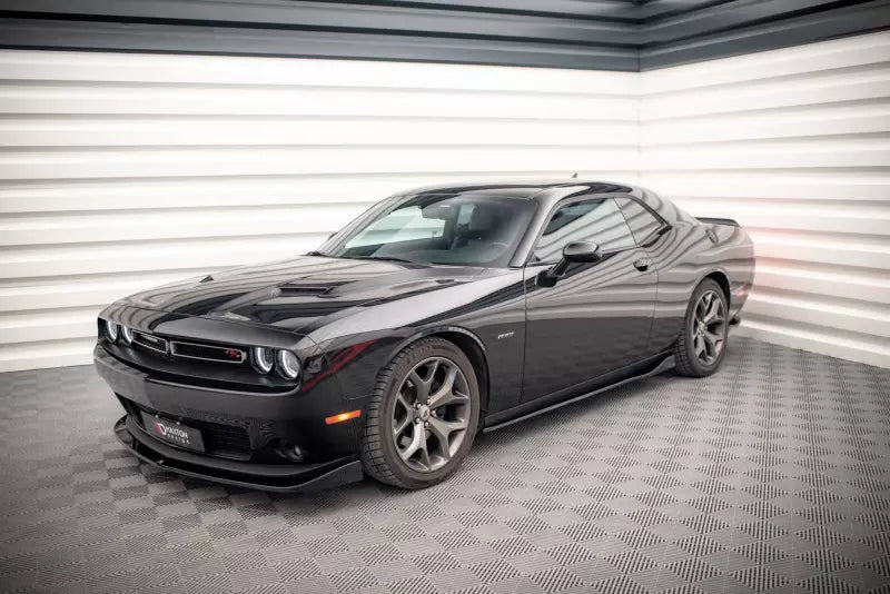 Maxton Design Seitenschweller (Paar) für Dodge Challenger RT Mk3 Facelift Hochglanz schwarz – Ansicht 3