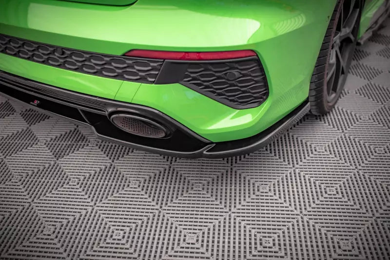 Maxton Design Heckdiffusor für Audi RS3 Limousine 8Y Hochglanz schwarz – Ansicht 3