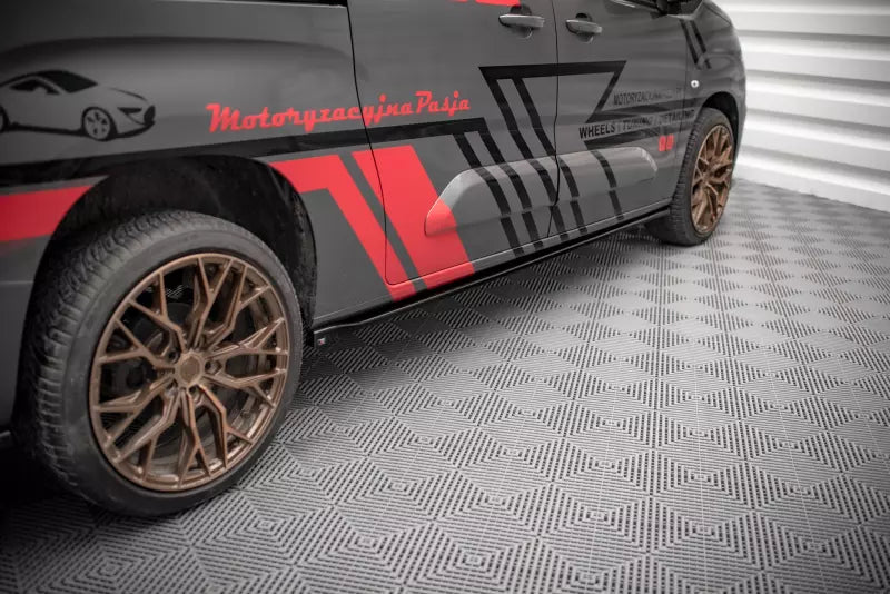 Maxton Design Seitenschweller (Paar) für Peugeot Partner Mk3 Hochglanz schwarz – Ansicht 2
