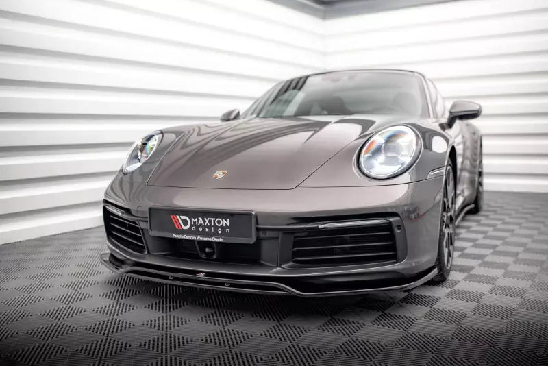 Maxton Design Frontlippe für Porsche 911 Carrera 4S 992 Hochglanz schwarz – Ansicht 1