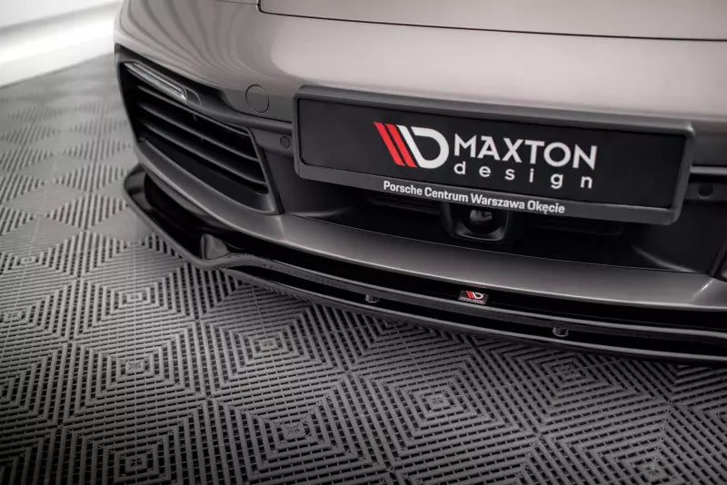 Maxton Design Frontlippe für Porsche 911 Carrera 4S 992 Hochglanz schwarz – Ansicht 2