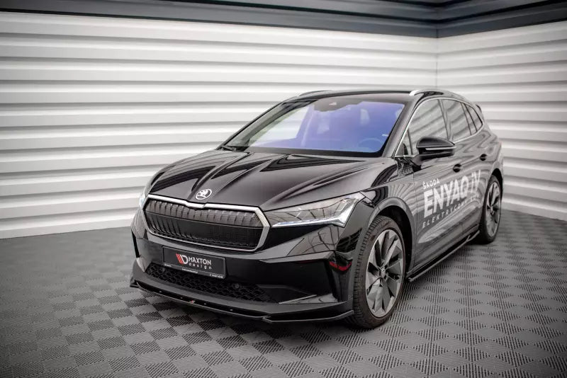 Maxton Design Frontlippe V.3 für Skoda Enyaq iV Hochglanz schwarz – Ansicht 1