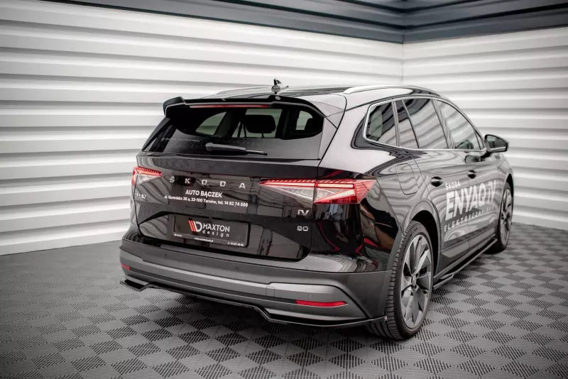 Maxton Design Heckdiffusor DTM Look für Skoda Enyaq iV Hochglanz schwarz – Ansicht 1