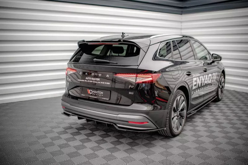 Maxton Design Heckdiffusor DTM Look für Skoda Enyaq iV Hochglanz schwarz – Ansicht 4