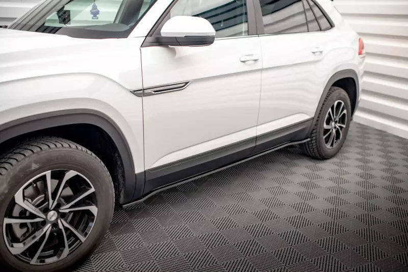 Maxton Design Seitenschweller (Paar) für VW Atlas Cross Sport Hochglanz schwarz – Ansicht 1