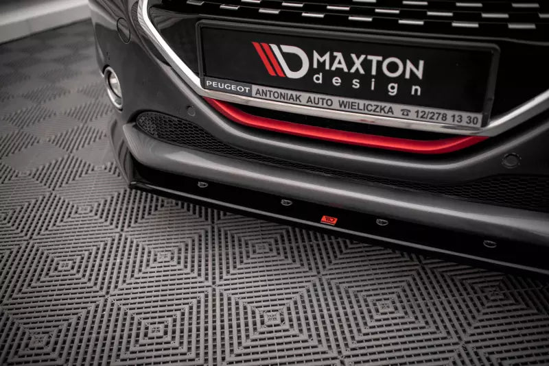 Maxton Design Frontlippe V.1 für Peugeot 208 GTi Mk1 Hochglanz schwarz – Ansicht 3