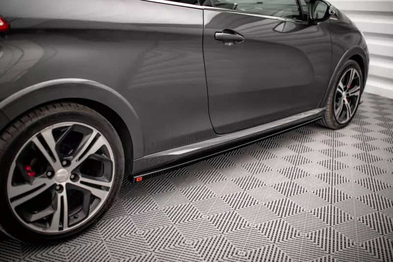Maxton Design Seitenschweller (Paar) für Peugeot 208 GTi Mk1 Hochglanz schwarz – Ansicht 1