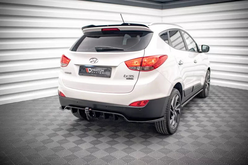 Maxton Design Heckspoiler Lippe für Hyundai ix35 Mk1 Hochglanz schwarz – Ansicht 2