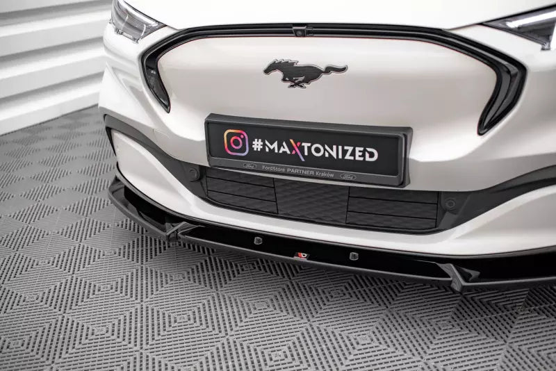 Maxton Design Frontlippe V.1 für Ford Mustang Mach-E Mk1 Hochglanz schwarz – Ansicht 3