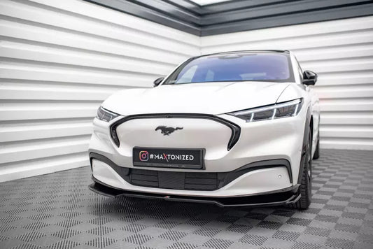 Maxton Design Frontlippe V.2 für Ford Mustang Mach-E Mk1 Hochglanz schwarz – Ansicht 1