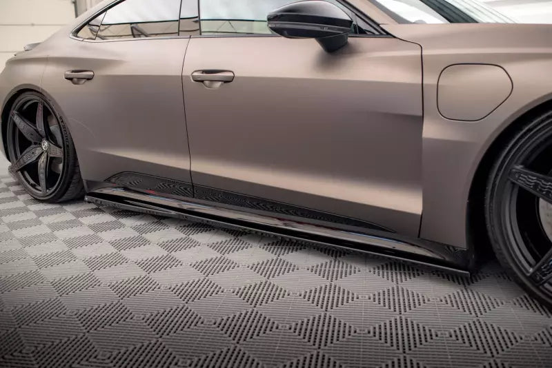 Maxton Design Seitenschweller (Paar) V.1 für Audi e-Tron GT / RS GT Mk1 Hochglanz schwarz – Ansicht 1