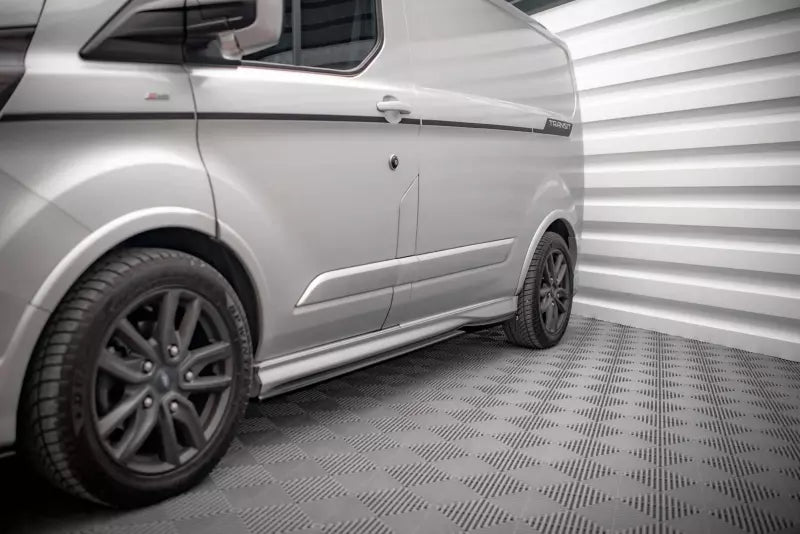 Maxton Design Seitenschweller (Paar) für Ford Transit Custom ST-Line Mk1 Facelift Hochglanz schwarz – Ansicht 1