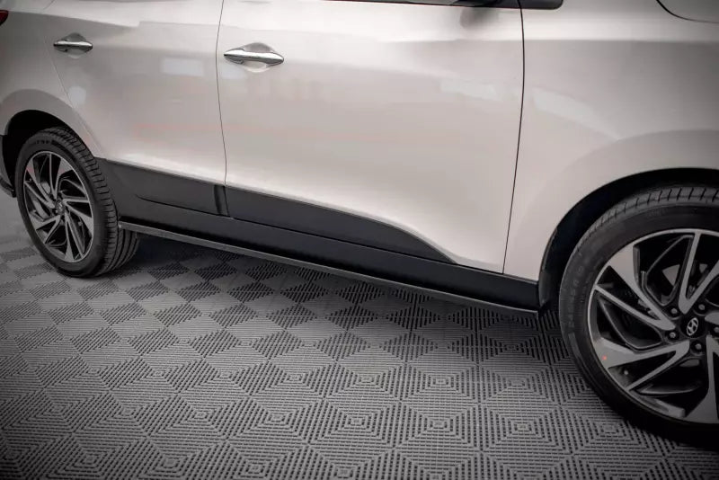 Maxton Design Seitenschweller (Paar) für Hyundai ix35 Mk1 Hochglanz schwarz – Ansicht 2