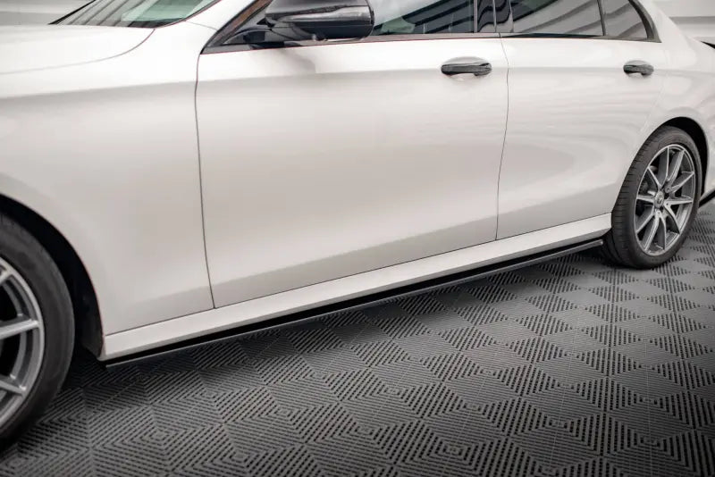 Maxton Design Seitenschweller (Paar) für Mercedes E-Klasse AMG-Line W213 / S213 Facelift Hochglanz schwarz – Ansicht 1