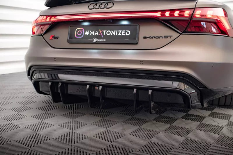 Maxton Design Heckdiffusor für Audi e-Tron GT / RS GT Mk1 Hochglanz schwarz – Ansicht 3