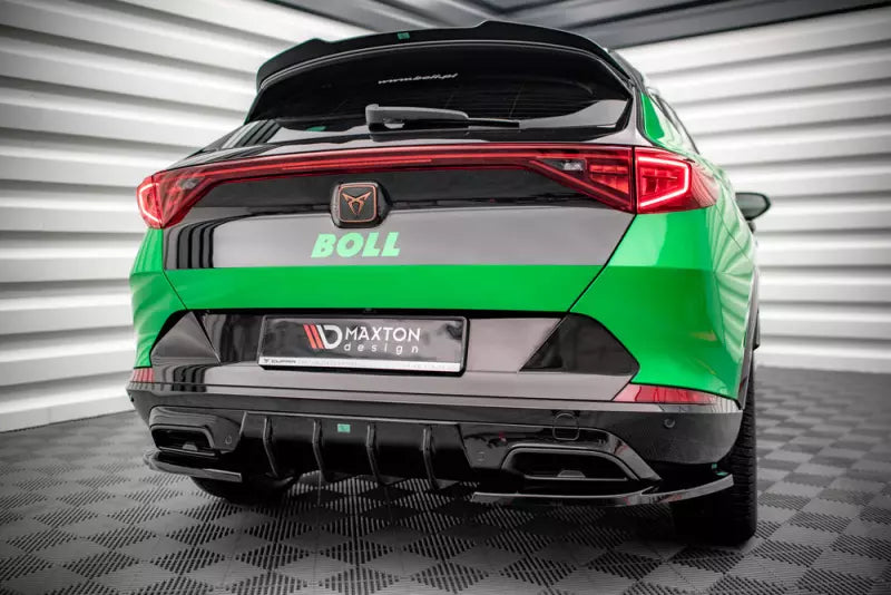 Maxton Design Heckdiffusor v.2 für Cupra Formentor 145 / 190 PS Hochglanz schwarz – Ansicht 4
