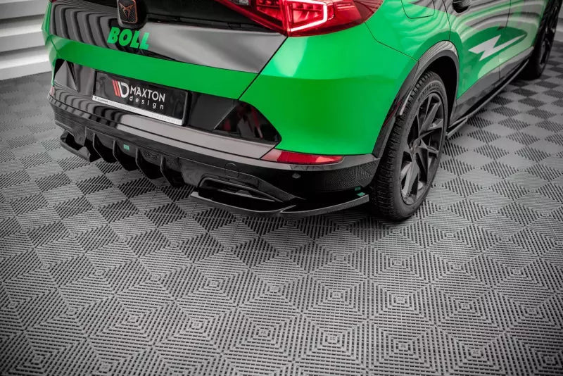 Maxton Design Diffusor Flaps V.2 für Cupra Formentor Hochglanz schwarz – Ansicht 3