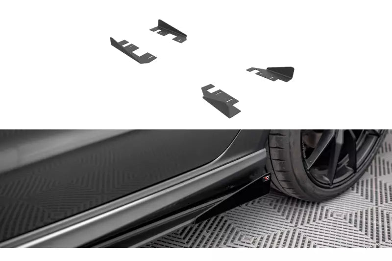 Maxton Design Street Pro Schweller Flaps Audi S3 Sportback 8V Facelift Hochglanz schwarz – Ansicht 1