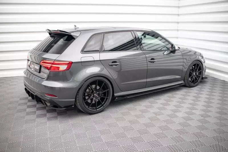 Maxton Design Street Pro Schweller Flaps Audi S3 Sportback 8V Facelift Hochglanz schwarz – Ansicht 3
