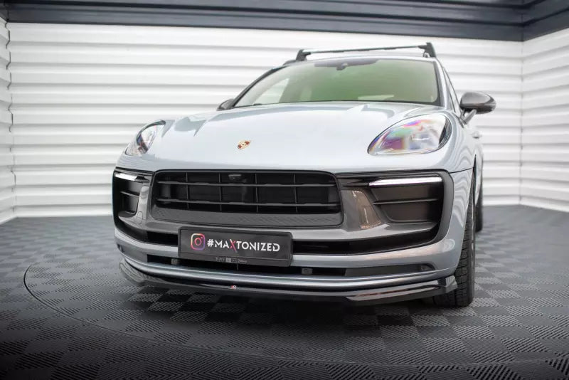 Maxton Design Frontlippe für Porsche Macan Mk2 Hochglanz schwarz – Ansicht 1