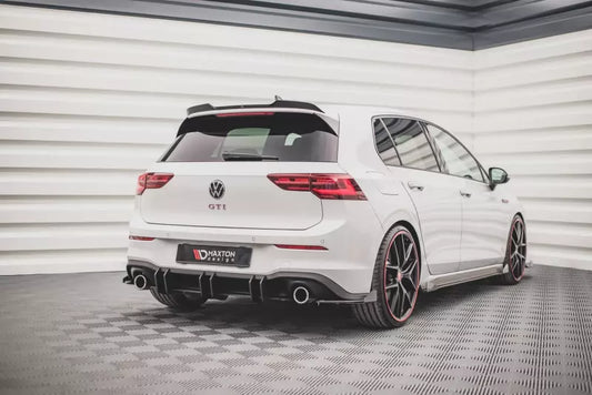 Maxton Design Street Pro Heckdiffusor V.2 für Volkswagen Golf 8 GTI – Ansicht 1