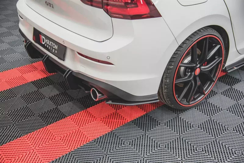 Maxton Design Street Pro Diffusor Flaps für VW Golf 8 GTI / GTD – Ansicht 2