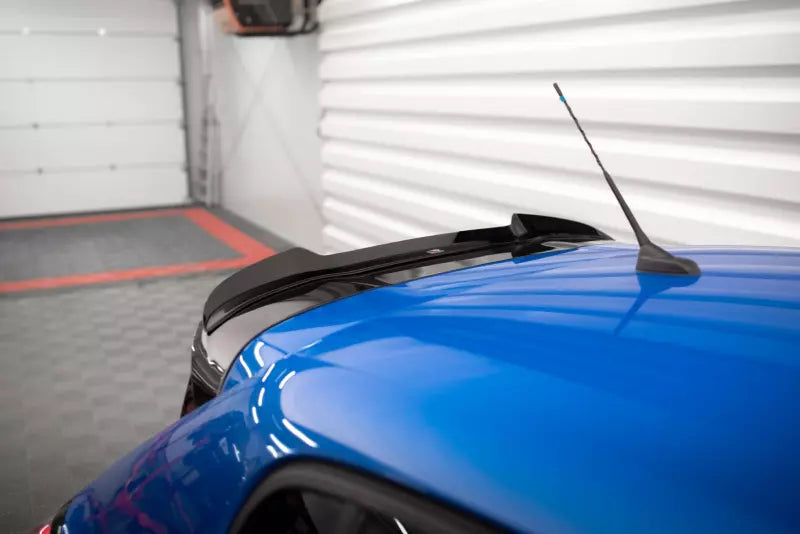 Maxton Design Heckspoiler Lippe V.1 für Peugeot 208 Mk2 Hochglanz schwarz – Ansicht 3