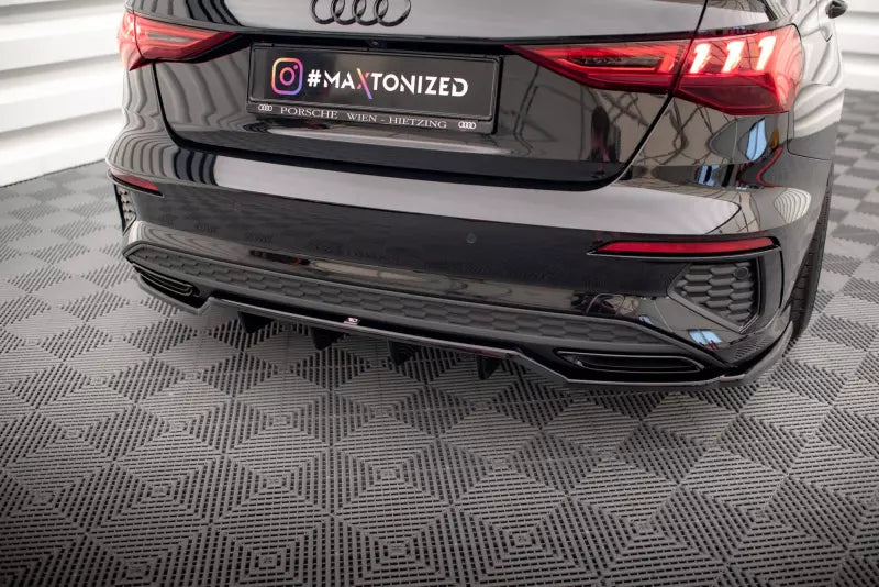 Maxton Design Heckdiffusor für Audi A3 S-Line Limousine 8Y Hochglanz schwarz – Ansicht 1