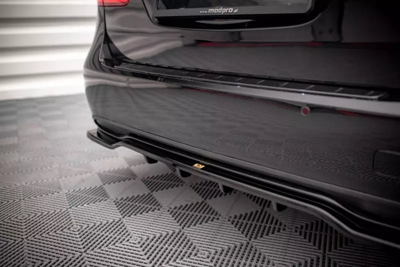 Maxton Design Heckdiffusor für Mercedes-Benz B W246 Facelift Hochglanz schwarz – Ansicht 2