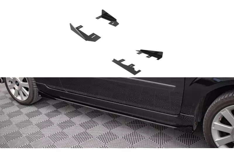 Maxton Design Street Pro Seitenschweller (Paar) mit Flaps für Ford Fiesta ST Mk6 Hochglanz schwarz – Ansicht 2
