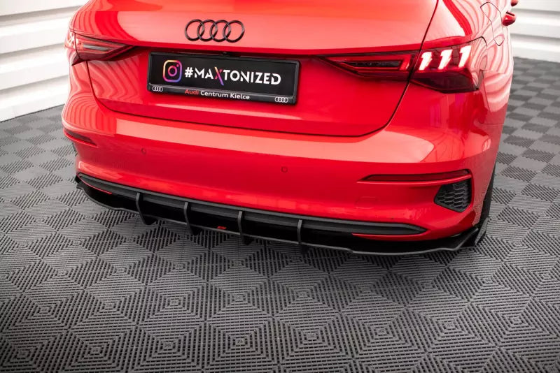 Maxton Design Street Pro Heckdiffusor für Audi A3 Sportback 8Y schwarz matt mit Hochglanz Flaps – Ansicht 2