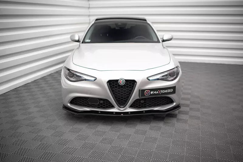Maxton Design Frontlippe für Alfa Romeo Giulia Lusso Hochglanz schwarz – Ansicht 2