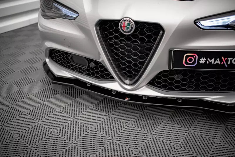 Maxton Design Frontlippe für Alfa Romeo Giulia Lusso Hochglanz schwarz – Ansicht 3