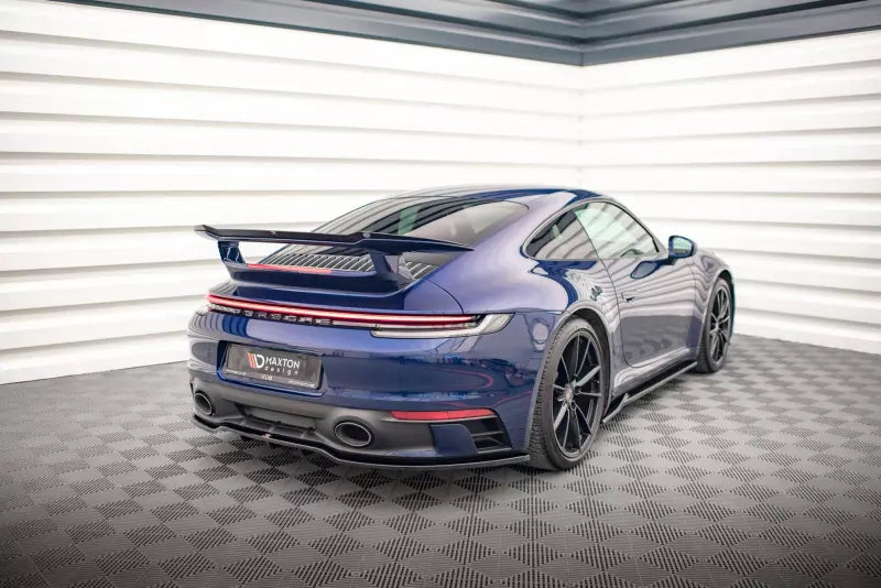 Maxton Design Heckdiffusor DTM Look für V.1 Porsche 911 Carrera Aero 992 Hochglanz schwarz – Ansicht 4