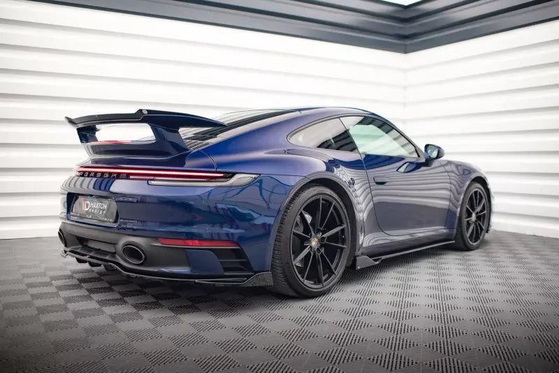 Maxton Design Heckdiffusor DTM Look für V.2 Porsche 911 Carrera Aero 992 Hochglanz schwarz – Ansicht 3