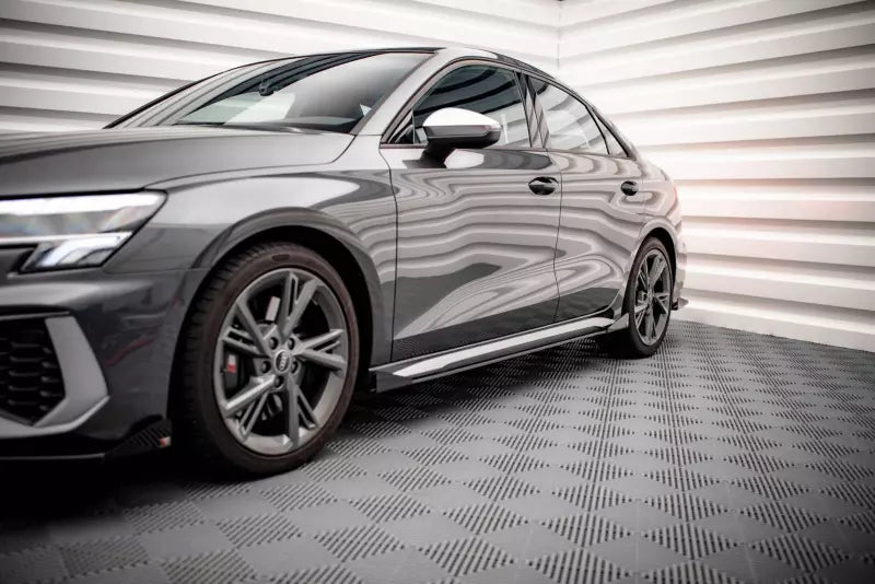 Maxton Design Street Pro Schweller Flaps Audi S3 / A3 S-Line 8Y Hochglanz schwarz – Ansicht 2