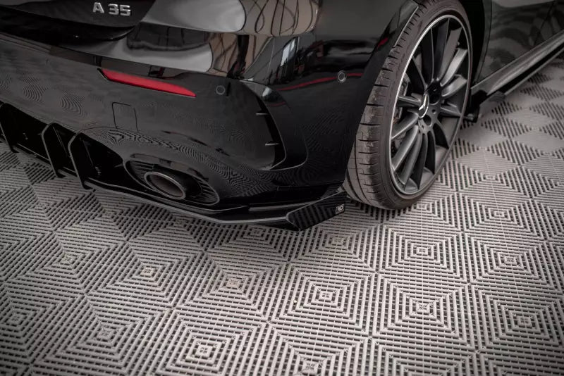 Maxton Design Street Pro Heckdiffusor Flaps Mercedes A35 AMG Hatchback Aero Pack W177 Hochglanz schwarz – Ansicht 3