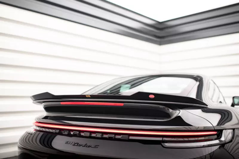 Maxton Design Heckspoiler Lippe für Porsche 911 Turbo S 992 Hochglanz schwarz – Ansicht 1