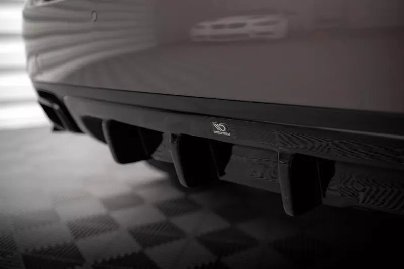 Maxton Design Heckdiffusor für Porsche Cayenne Mk2 Hochglanz schwarz – Ansicht 3