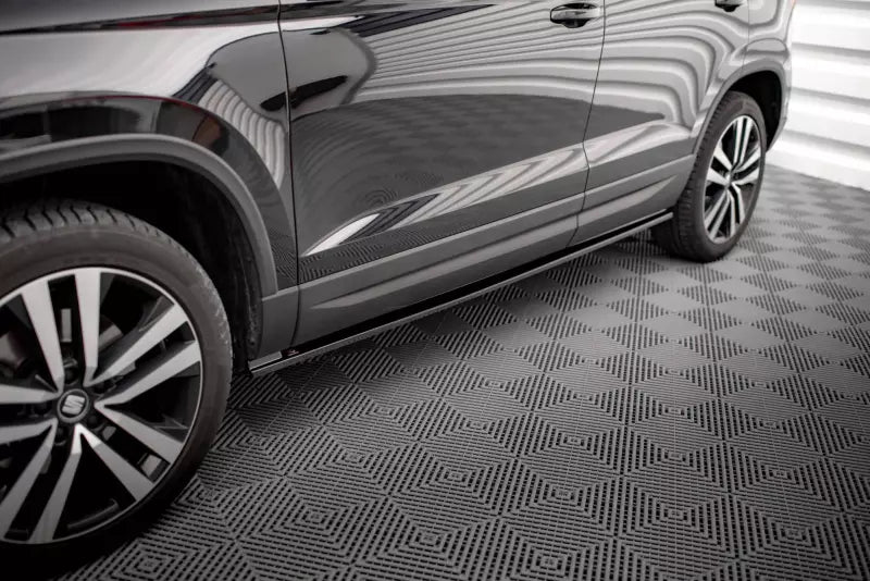 Maxton Design Seitenschweller (Paar) für Seat Ateca Mk1 Hochglanz schwarz – Ansicht 1