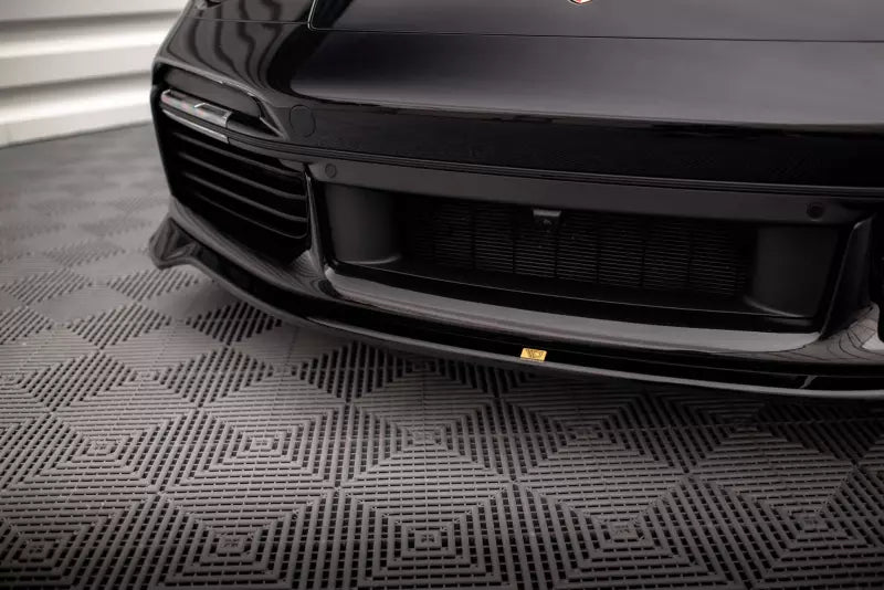 Maxton Design Frontlippe für Porsche 911 Turbo S 992 Hochglanz schwarz – Ansicht 3