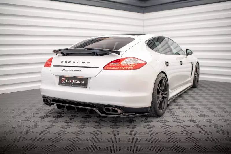 Maxton Design Heckdiffusor für Porsche Panamera Turbo 970 Hochglanz schwarz – Ansicht 2