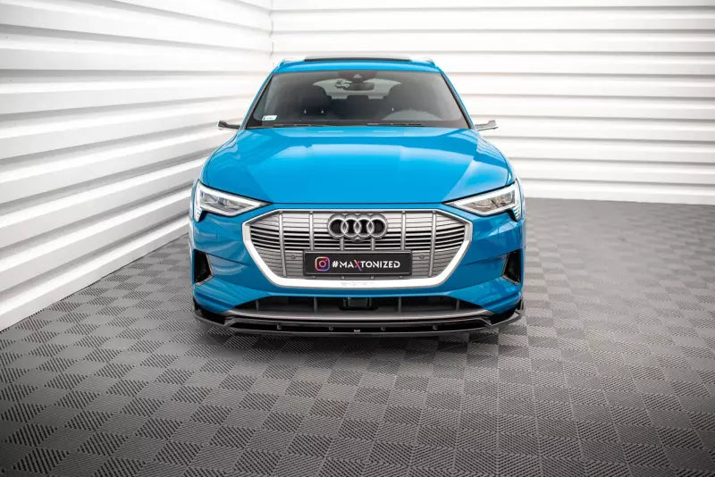 Maxton Design Frontlippe V.2 für Audi e-tron Hochglanz schwarz – Ansicht 2