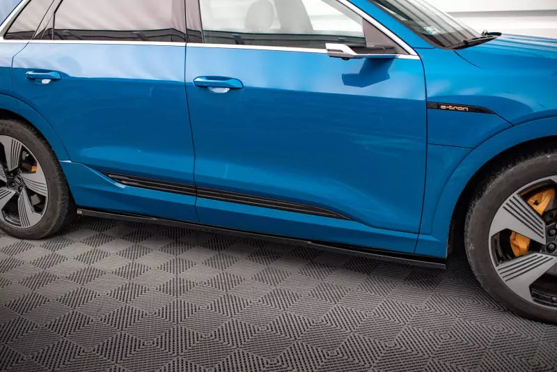 Maxton Design Seitenschweller (Paar) für Audi e-tron Hochglanz schwarz – Ansicht 1