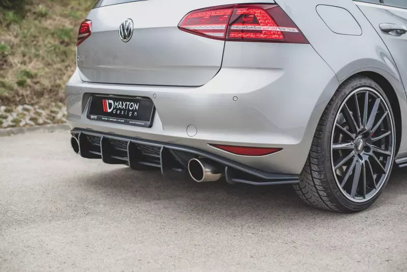 Maxton Design Street Pro Heckdiffusor für VW Golf 7 GTI 2012-2016 – Ansicht 3