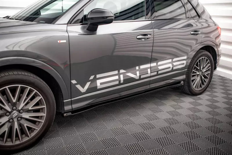 Maxton Design Seitenschweller (Paar) für Audi Q3 S-Line F3 Hochglanz schwarz – Ansicht 1